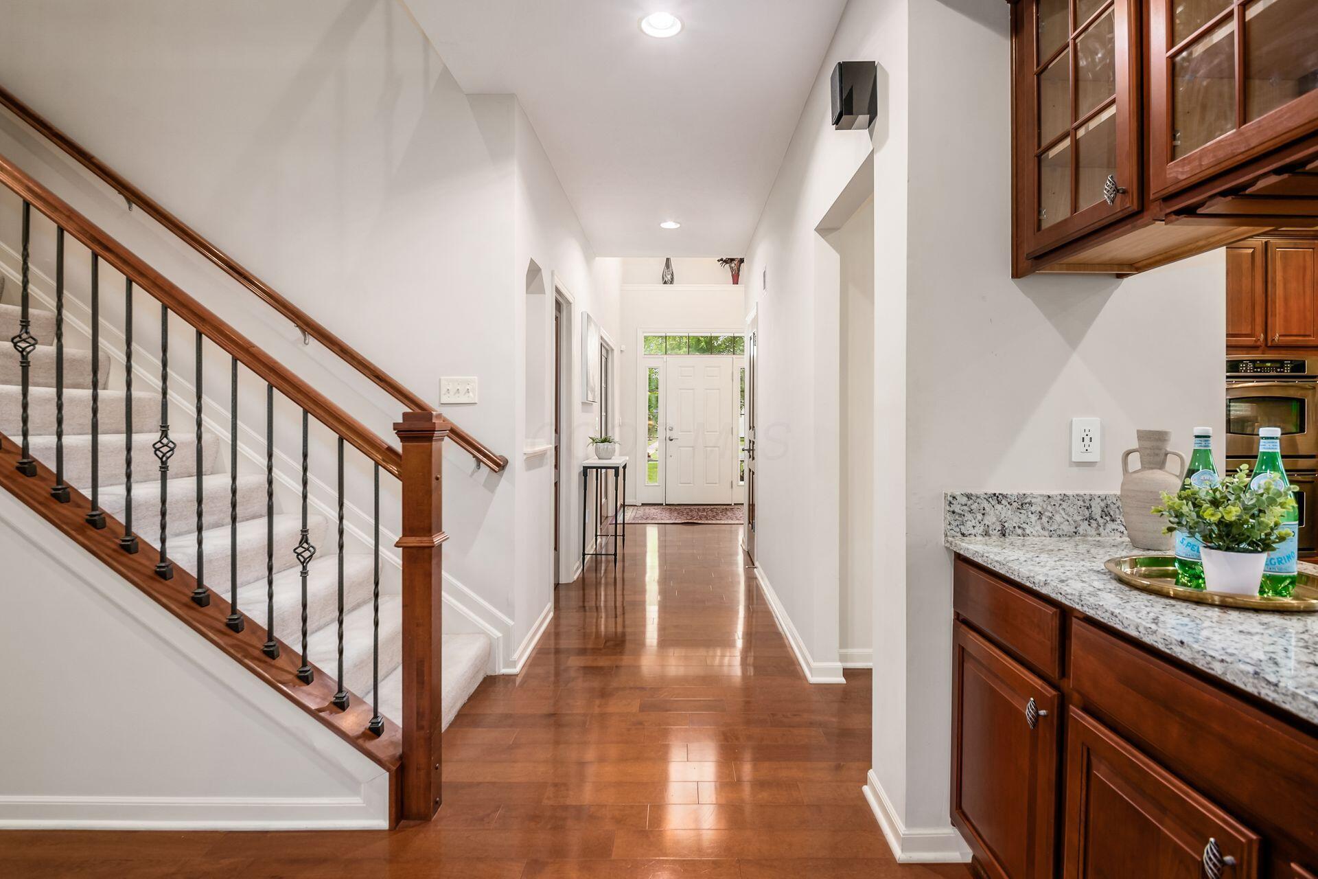 7019 Blakemore Lane, Dublin, Ohio image 26