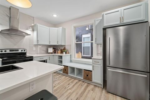 Tiny photo for 665 S 22nd Street, Columbus, OH 43205 (MLS # 225040590)