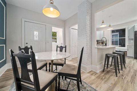 Tiny photo for 665 S 22nd Street, Columbus, OH 43205 (MLS # 225040590)