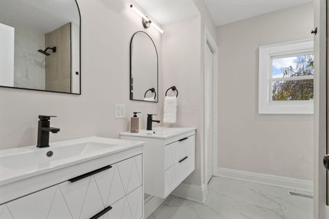 Tiny photo for 665 S 22nd Street, Columbus, OH 43205 (MLS # 225040590)
