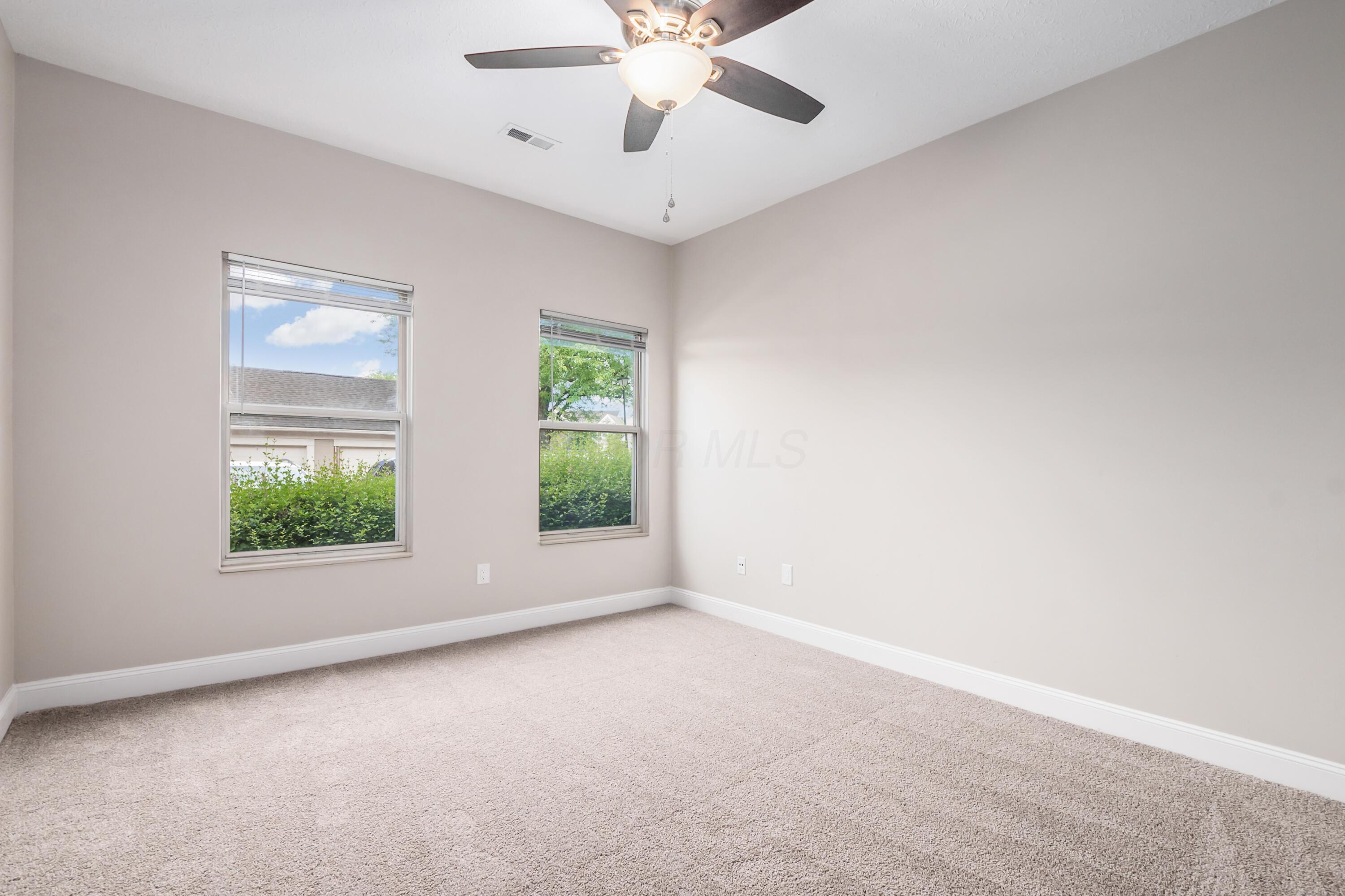 3469 Fishinger Mill Drive, Columbus, Ohio image 14