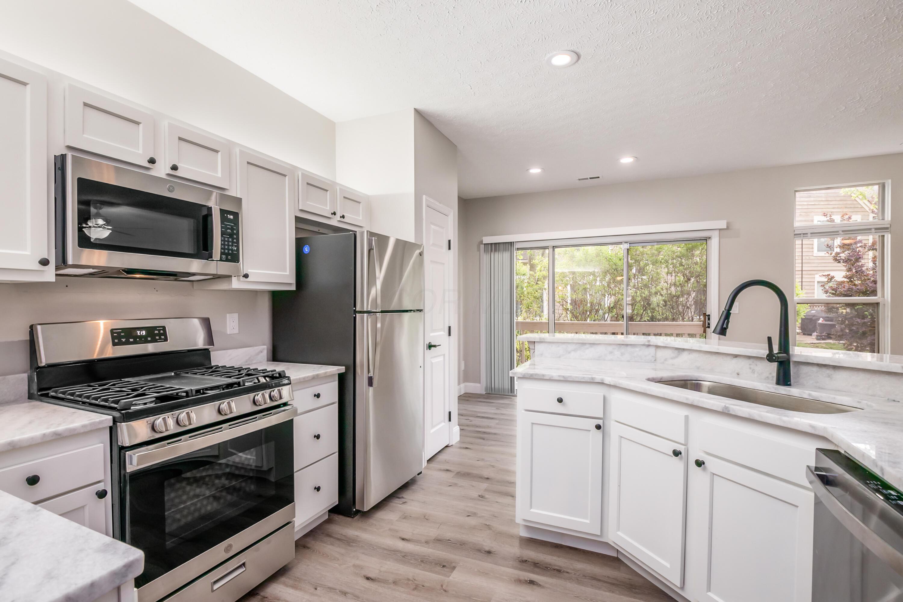 3469 Fishinger Mill Drive, Columbus, Ohio image 10