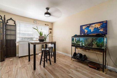 Tiny photo for 4 Oak Road, Columbus, OH 43217 (MLS # 226002342)