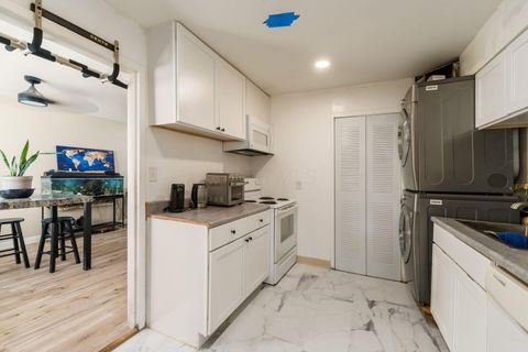 Tiny photo for 4 Oak Road, Columbus, OH 43217 (MLS # 226002342)