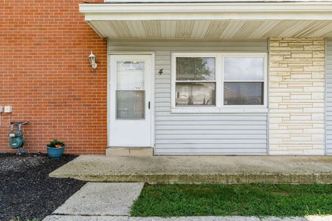 Tiny photo for 4 Oak Road, Columbus, OH 43217 (MLS # 226002342)