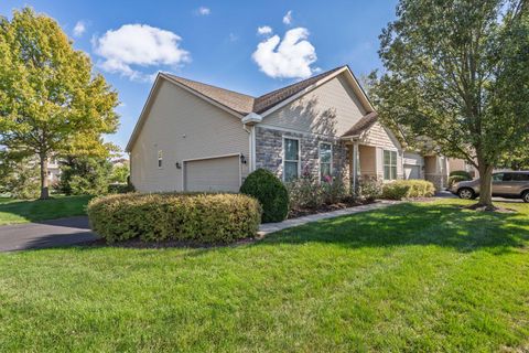 Photo of 4206 Coventry Manor Way, Hilliard, OH 43026 (MLS # 225039085)