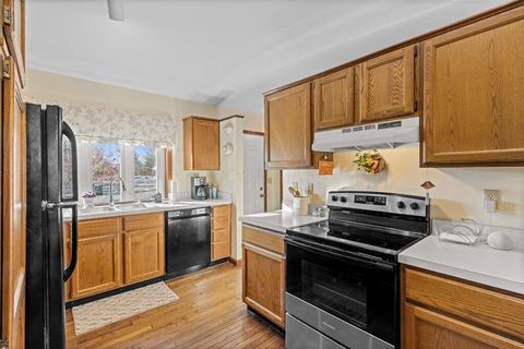 Tiny photo for 315 Federal Circle, Delaware, OH 43015 (MLS # 225045138)