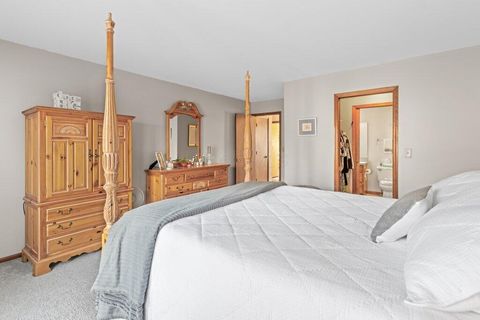 Tiny photo for 315 Federal Circle, Delaware, OH 43015 (MLS # 225045138)