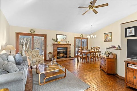 Tiny photo for 315 Federal Circle, Delaware, OH 43015 (MLS # 225045138)