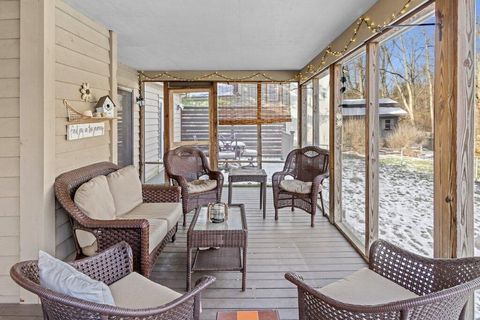 Tiny photo for 315 Federal Circle, Delaware, OH 43015 (MLS # 225045138)