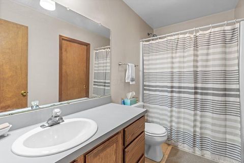 Tiny photo for 315 Federal Circle, Delaware, OH 43015 (MLS # 225045138)