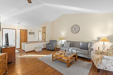 Tiny photo for 315 Federal Circle, Delaware, OH 43015 (MLS # 225045138)