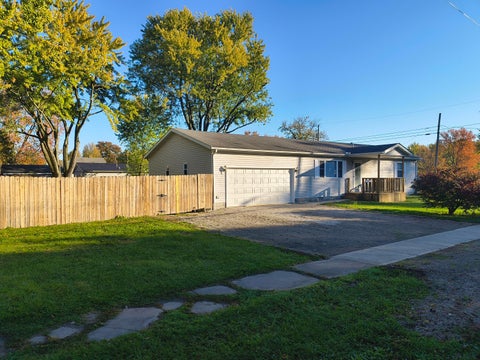 Photo of 510 Van Buren Street, Marion, OH 43302 (MLS # 226040624)