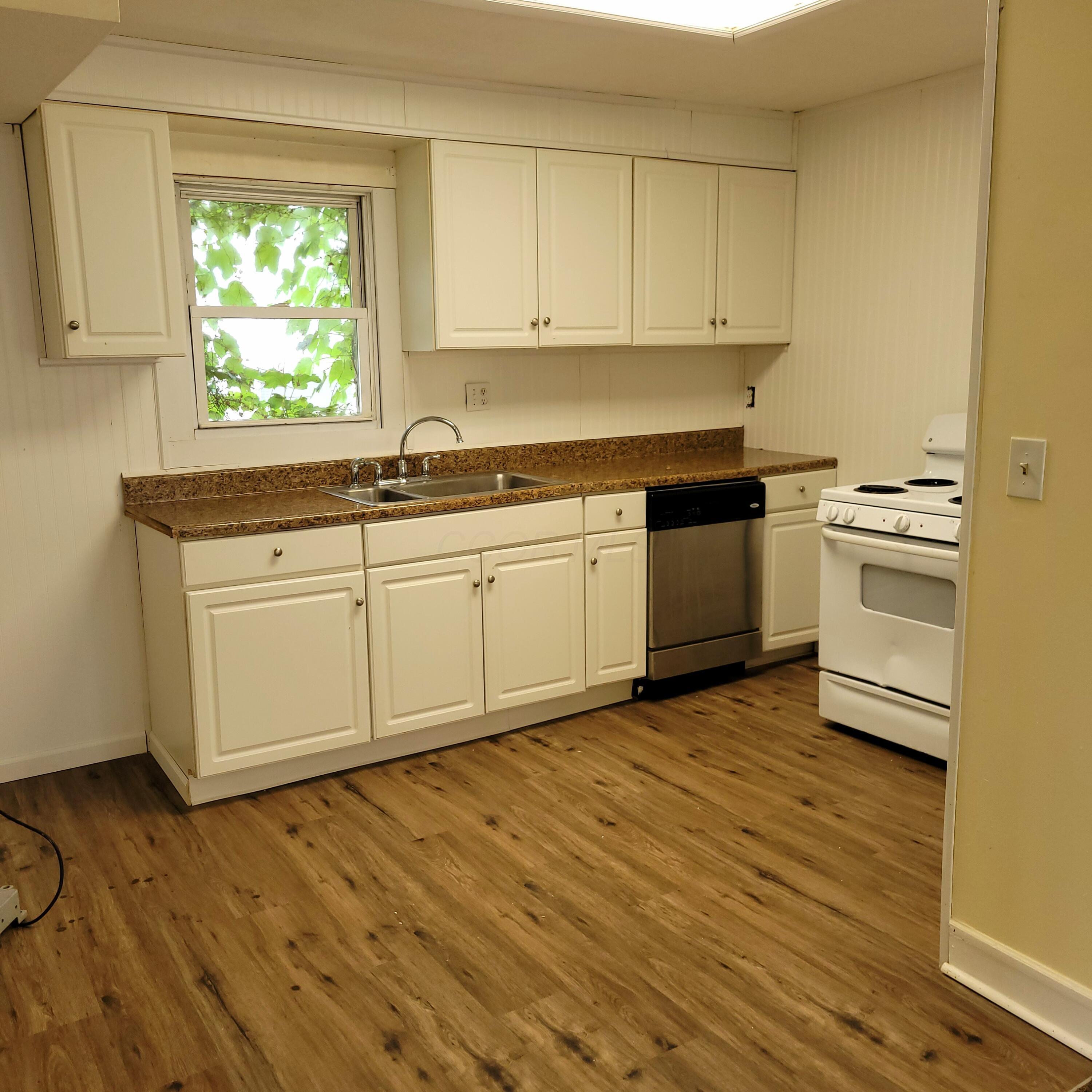 438 S Powell Avenue, Columbus, Ohio image 7