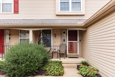 Photo of 1856 Hobbes Drive 73C #73C, Hilliard, OH 43026 (MLS # 225036533)
