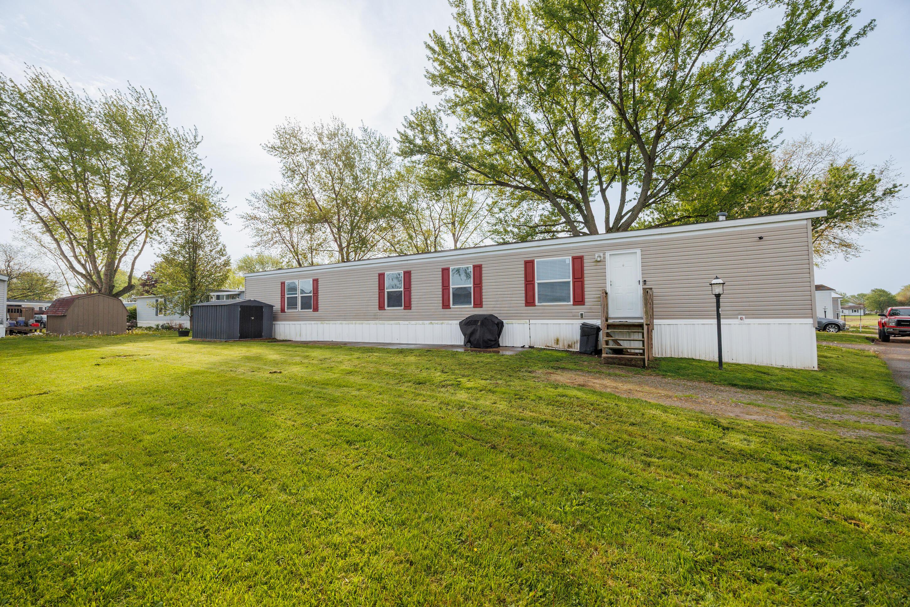 8565 Smith Calhoun Road #5, Plain City, Ohio image 1