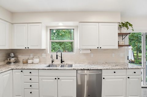 Tiny photo for 2909 Lexington Drive, Powell, OH 43065 (MLS # 226023208)