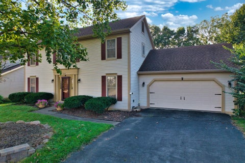 Photo of 345 Westerdale Drive, Gahanna, OH 43230 (MLS # 226035567)