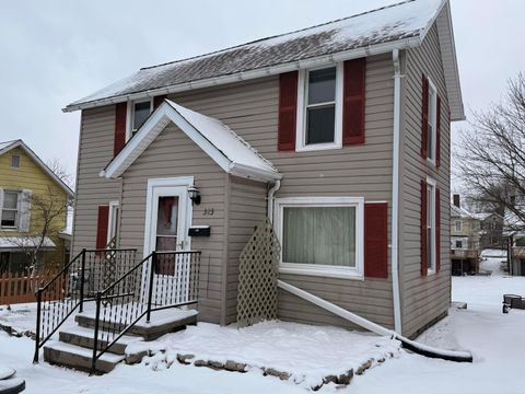 Photo of 323 E 1st Street, New Lexington, OH 43764 (MLS # 226005143)