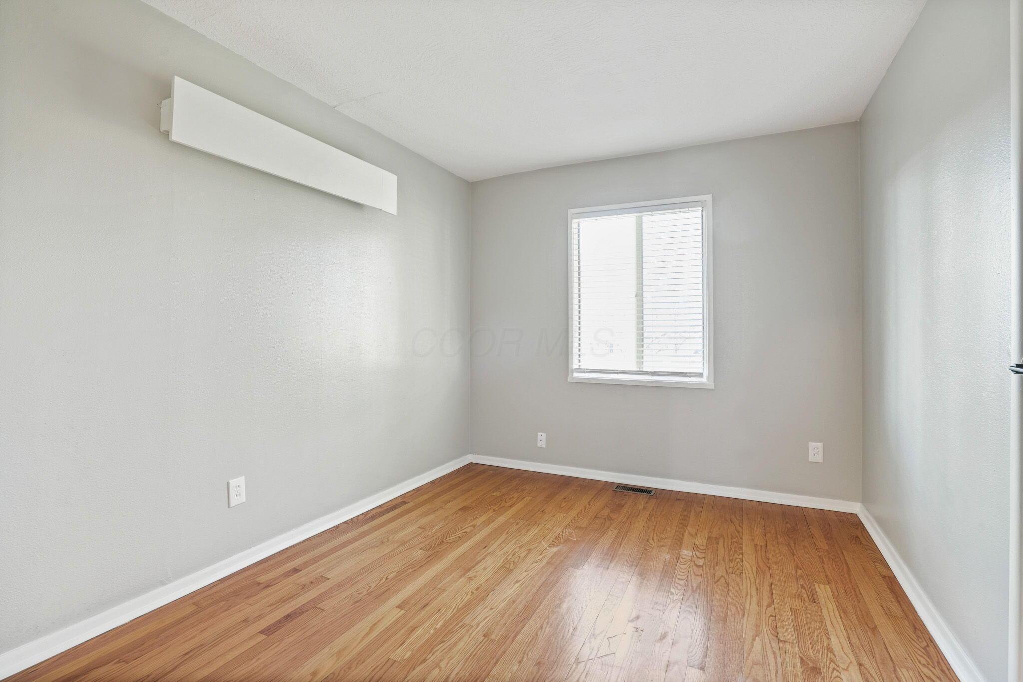 621 W William Street, Delaware, Ohio image 12