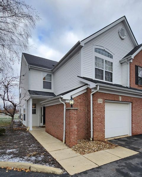 Photo of 5848 Edge Of Village, Westerville, OH 43081 (MLS # 225045422)
