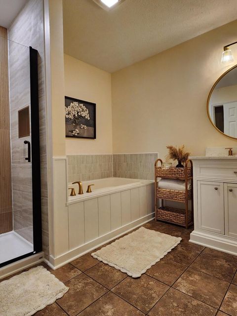 Tiny photo for 5848 Edge Of Village, Westerville, OH 43081 (MLS # 225045422)