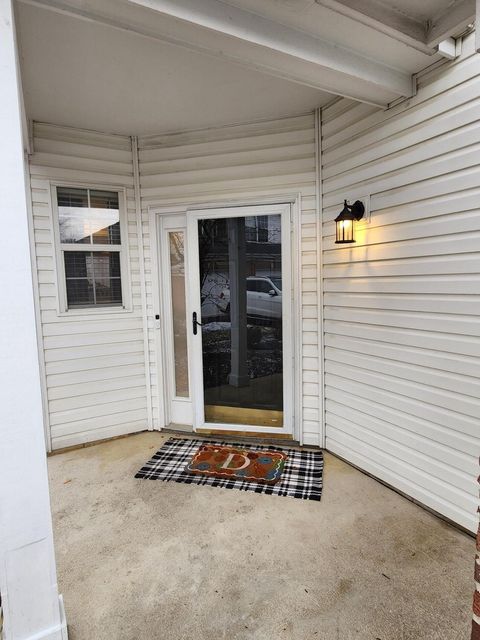 Tiny photo for 5848 Edge Of Village, Westerville, OH 43081 (MLS # 225045422)