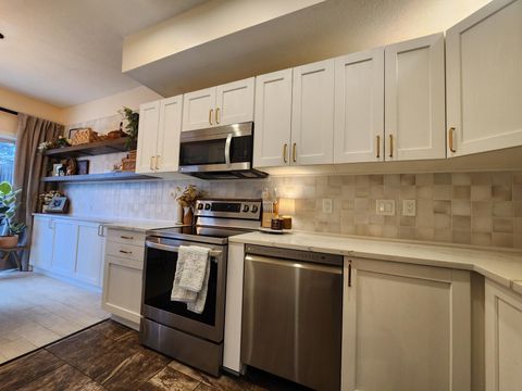 Tiny photo for 5848 Edge Of Village, Westerville, OH 43081 (MLS # 225045422)