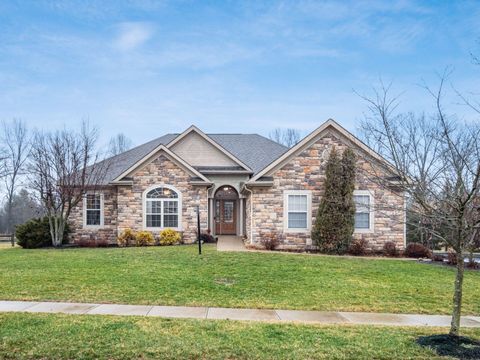 Photo of 7513 Upper Cambridge Way, Westerville, OH 43082 (MLS # 226006333)