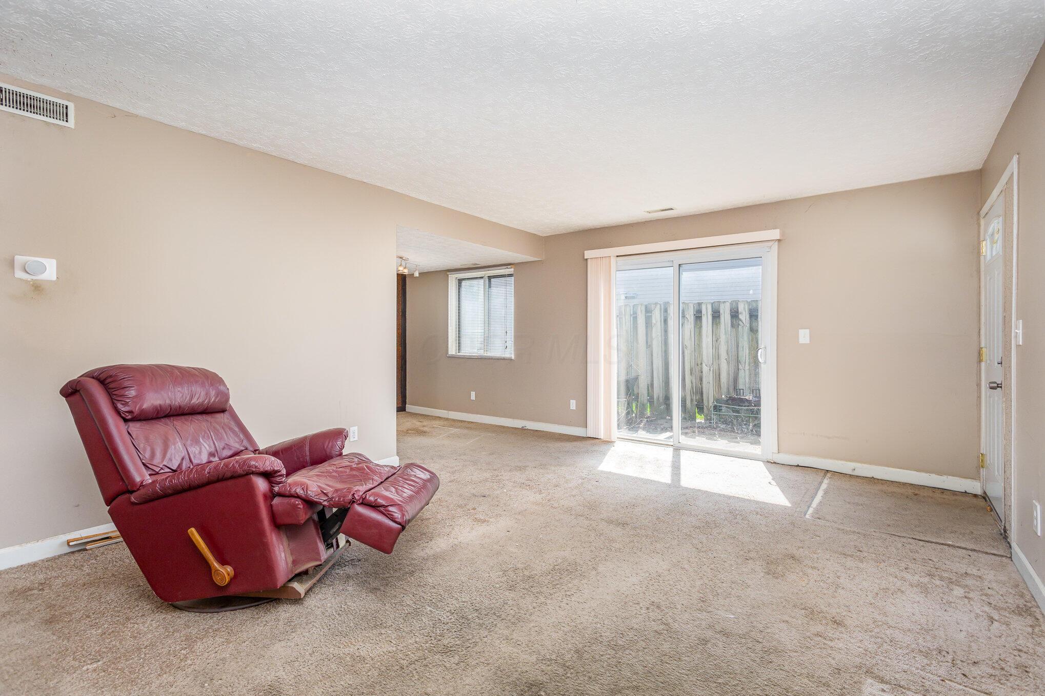 2031 Burwell Drive #C, Columbus, Ohio image 3
