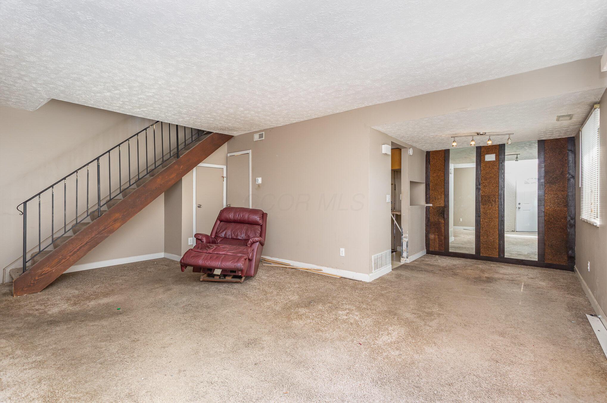 2031 Burwell Drive #C, Columbus, Ohio image 4