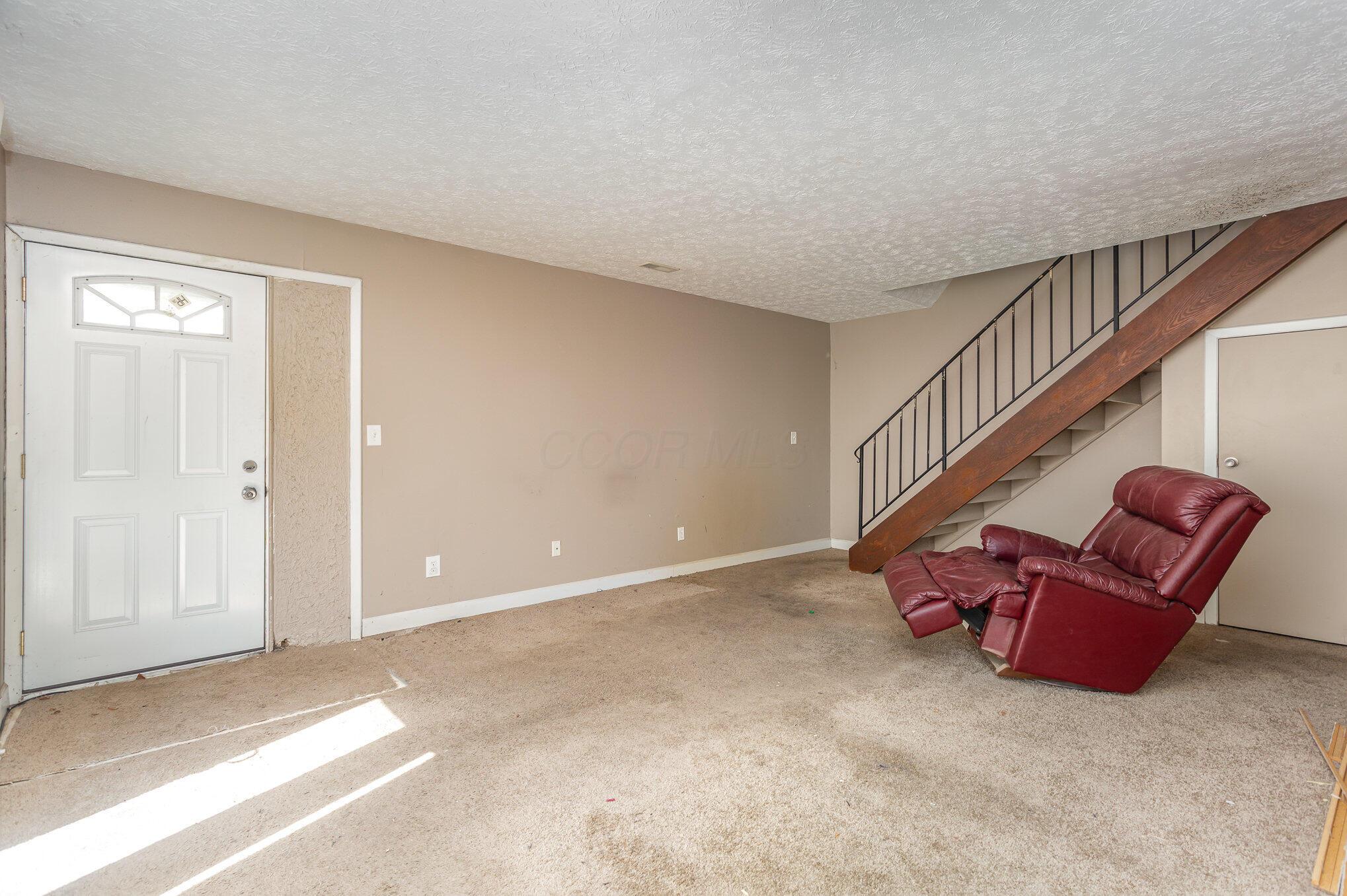 2031 Burwell Drive #C, Columbus, Ohio image 2