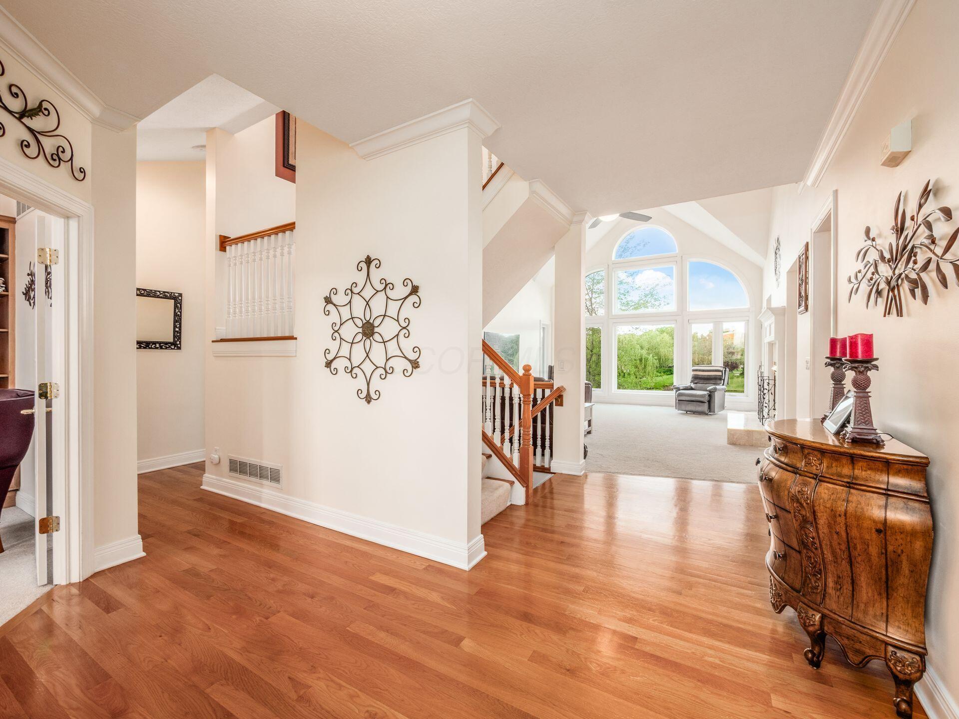 8171 Campden Lakes Boulevard, Dublin, Ohio image 6