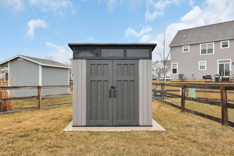 Tiny photo for 4241 Gelbray Court, Columbus, OH 43207 (MLS # 226006223)