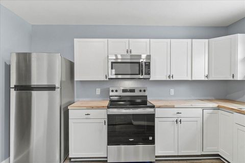 Tiny photo for 427 N Walnut Street, Urbana, OH 43078 (MLS # 226002758)