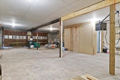 Tiny photo for 427 N Walnut Street, Urbana, OH 43078 (MLS # 226002758)