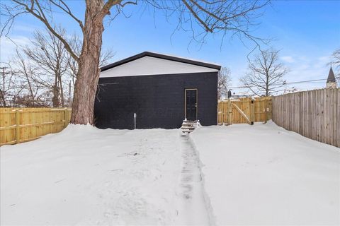 Tiny photo for 427 N Walnut Street, Urbana, OH 43078 (MLS # 226002758)