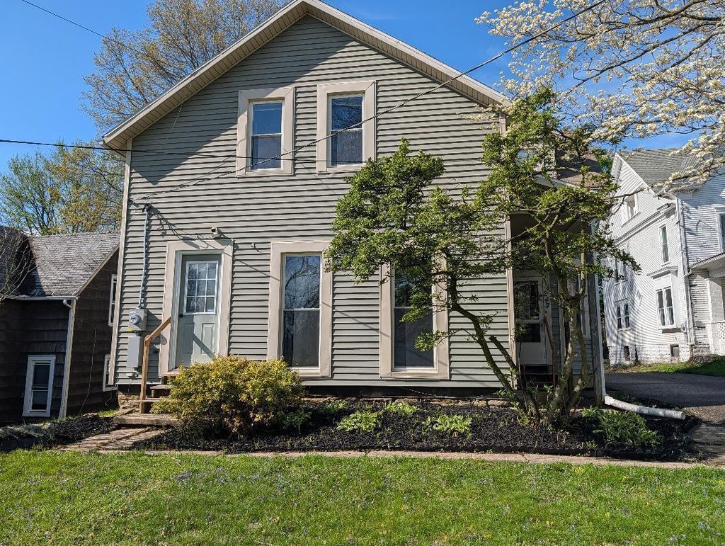 Photo of 244 E Payne Avenue, Galion, OH 44833 (MLS # 226012762)