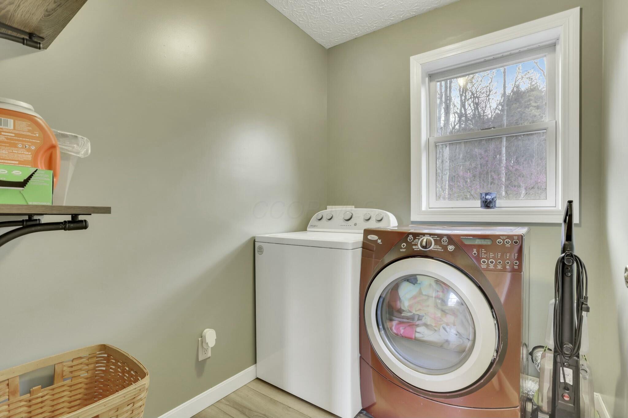 7590 Castle Rock Drive, Nashport, Ohio image 29