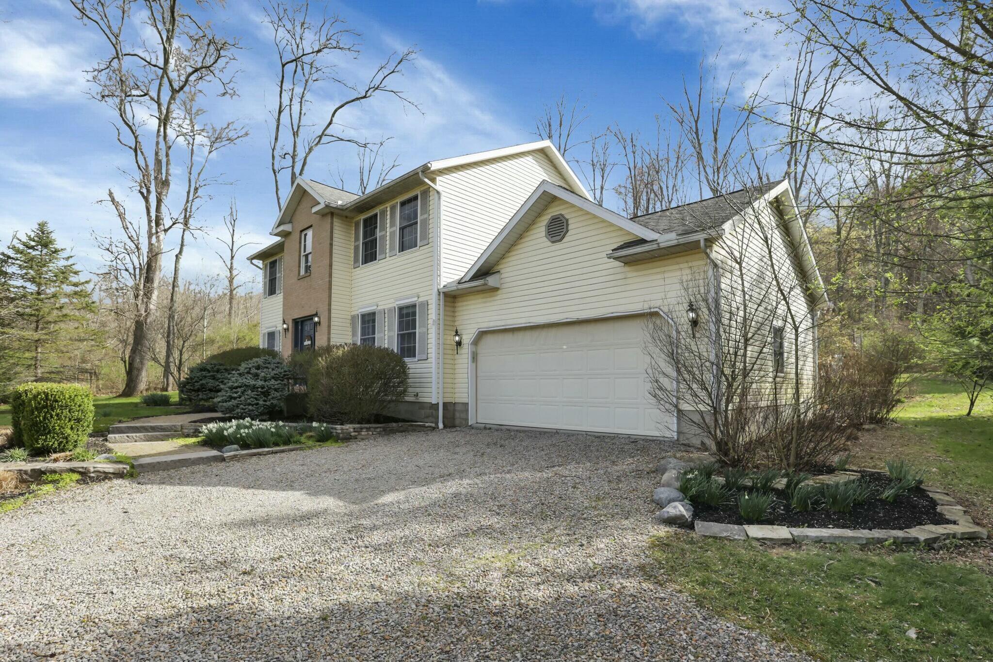 7590 Castle Rock Drive, Nashport, Ohio image 4