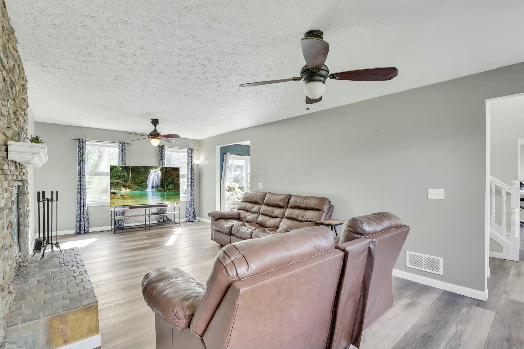 7590 Castle Rock Drive, Nashport, Ohio image 8