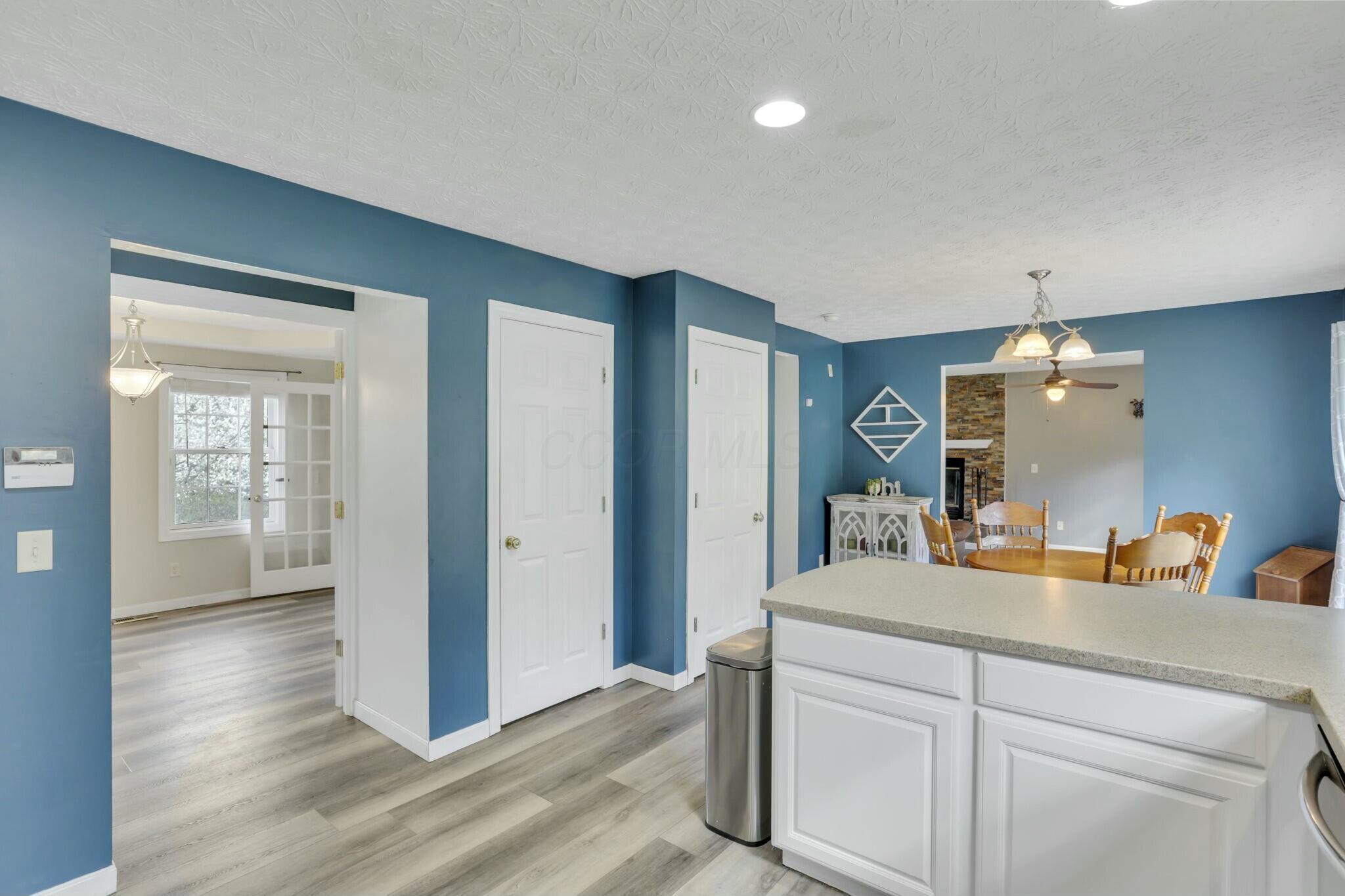 7590 Castle Rock Drive, Nashport, Ohio image 16