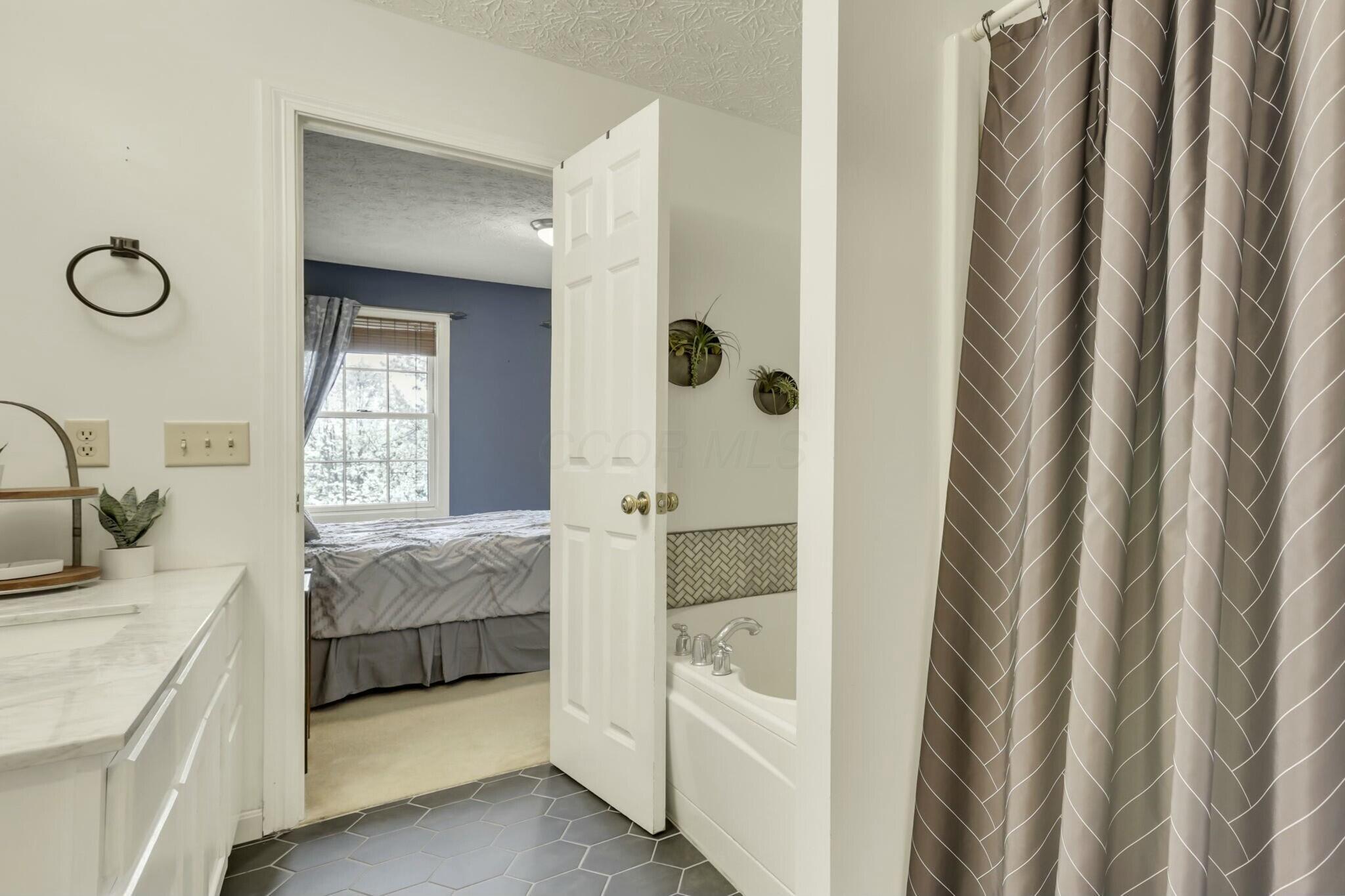 7590 Castle Rock Drive, Nashport, Ohio image 35