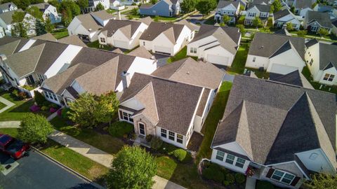 Tiny photo for 5580 Lime Creek Drive 38 #38, Dublin, OH 43016 (MLS # 225037706)