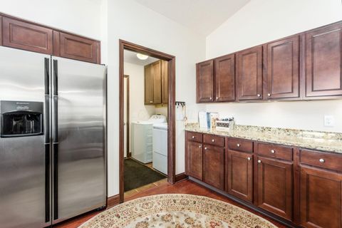 Tiny photo for 5580 Lime Creek Drive 38 #38, Dublin, OH 43016 (MLS # 225037706)