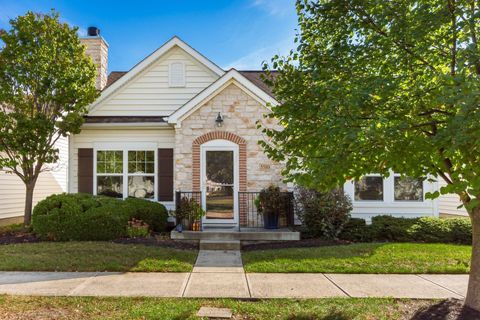 Tiny photo for 5580 Lime Creek Drive 38 #38, Dublin, OH 43016 (MLS # 225037706)