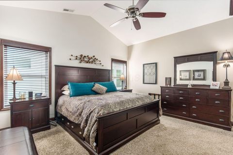 Tiny photo for 5580 Lime Creek Drive 38 #38, Dublin, OH 43016 (MLS # 225037706)