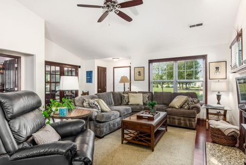 Tiny photo for 5580 Lime Creek Drive 38 #38, Dublin, OH 43016 (MLS # 225037706)