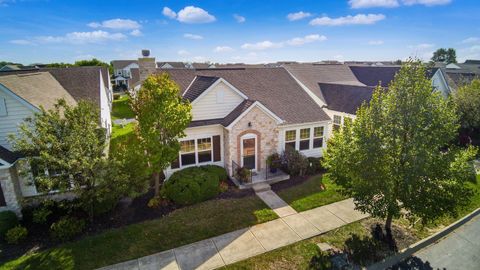 Tiny photo for 5580 Lime Creek Drive 38 #38, Dublin, OH 43016 (MLS # 225037706)