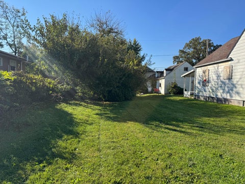 Tiny photo for 1259 E 24th Avenue, Columbus, OH 43211 (MLS # 226040335)